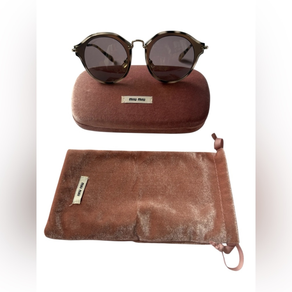 Miu Miu Oversized Brown Sunglasses - Made in Italy - Picture 2 of 10